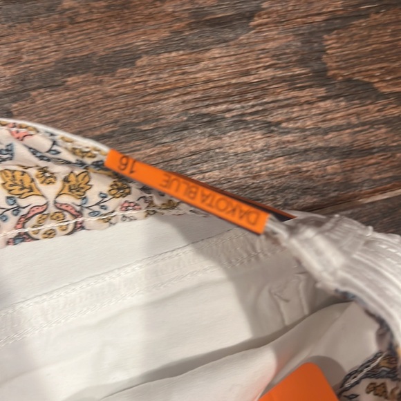 NWT Dakota Blue White Cotton Stretch Midrise Shorts - Picture 6 of 8